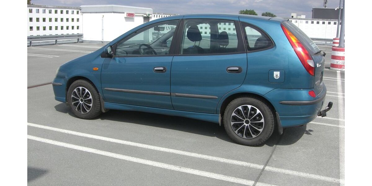 Nissan Almera Tino 126.100 km 3.490 &euro; Berlin 13435