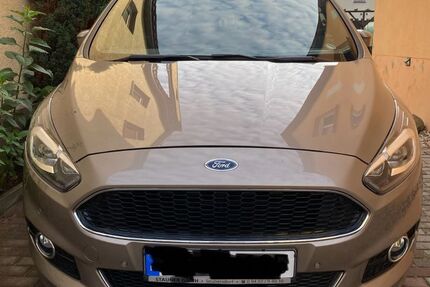 Ford S-Max 74.000 km 17.500 &euro; Prösen 04932