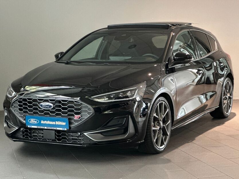 Ford Focus 17.004 km 34.990 € Marbach am Neckar 71672