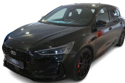 Ford Focus 4.900 km 39.480 € Braubach 56338