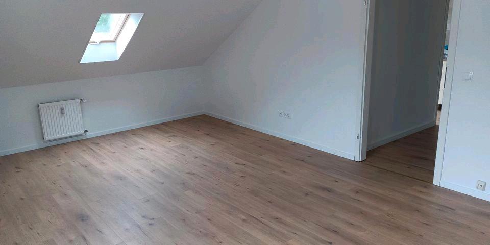 Dachgeschoßwohnung Ottersberg - 3 Zimmer, 83 m&sup2;, 850&euro; | Angebot:26655671