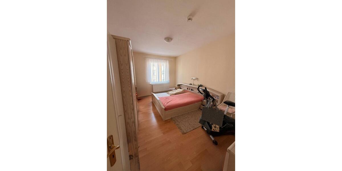 Etagenwohnung Erfurt Andreasvorstadt - 3 Zimmer, 91 m&sup2;, 800&euro; | Angebot:26398123