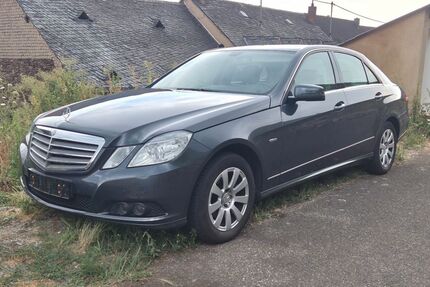 Mercedes-Benz E 200 112.424 km 11.600 &euro; Klüsserath 54340