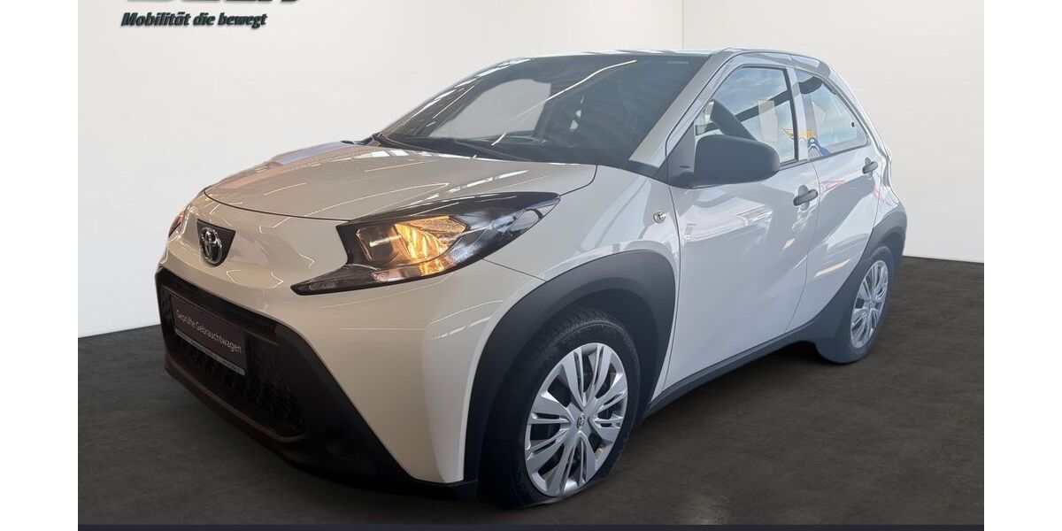 Toyota Aygo (X) 9.300 km 14.580 &euro; Villingen-Schwenningen 78048