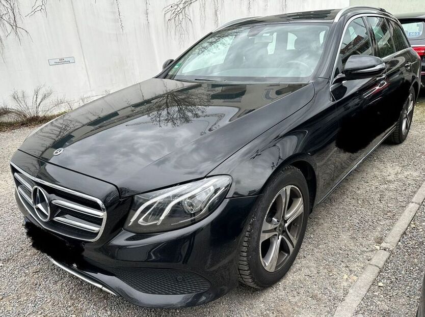 E 220