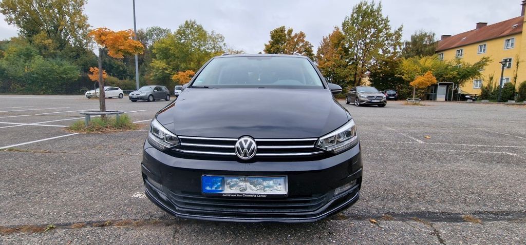 VW Touran 150.000 km 15.800 € Weiden 92637