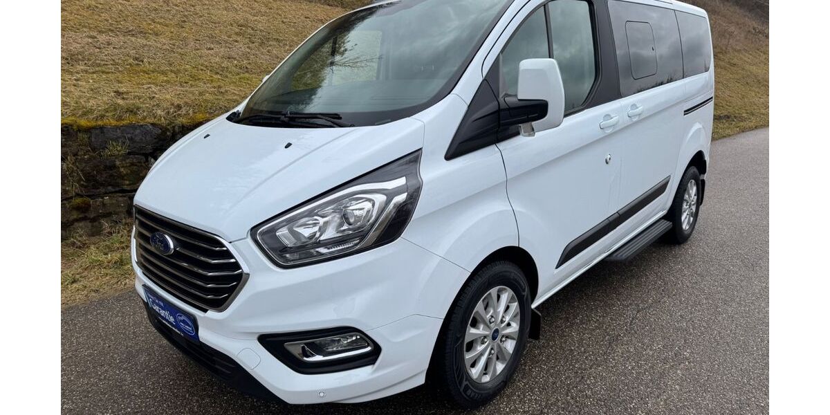 Ford Tourneo Custom 83.000 km 31.999 &euro; Leonberg 71229