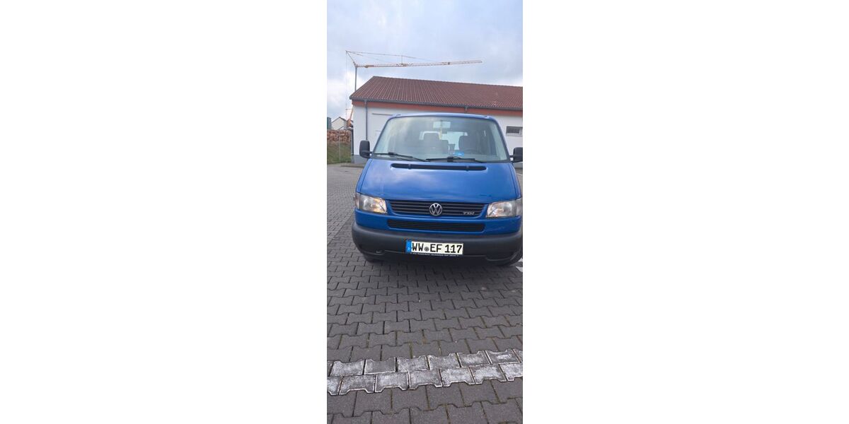 VW T4 Caravelle 410.000 km 5.500 &euro; Hosenfeld 36154