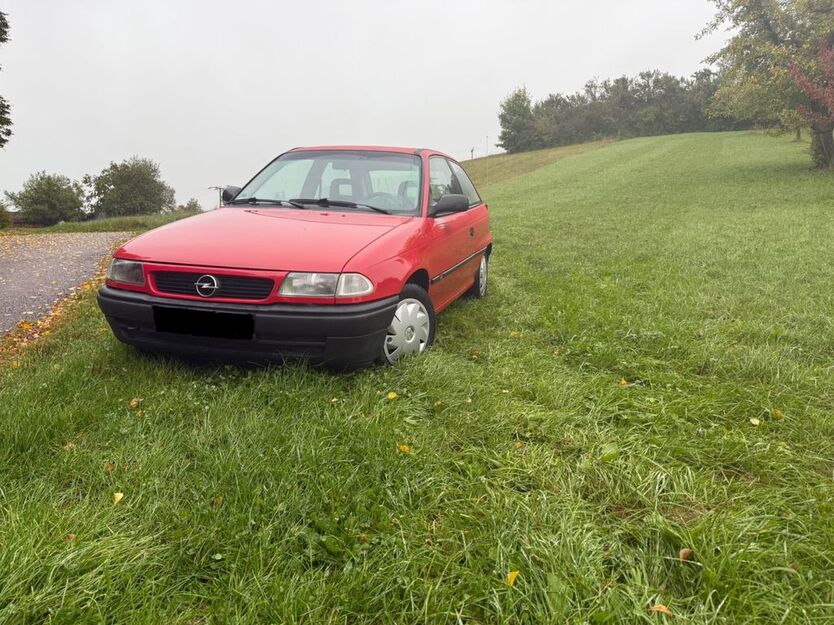 Opel Astra 66.800 km 2.800 € Donaueschingen 78166