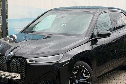 BMW iX 42.530 km 49.880 &euro; Mülheim an der Ruhr 45478