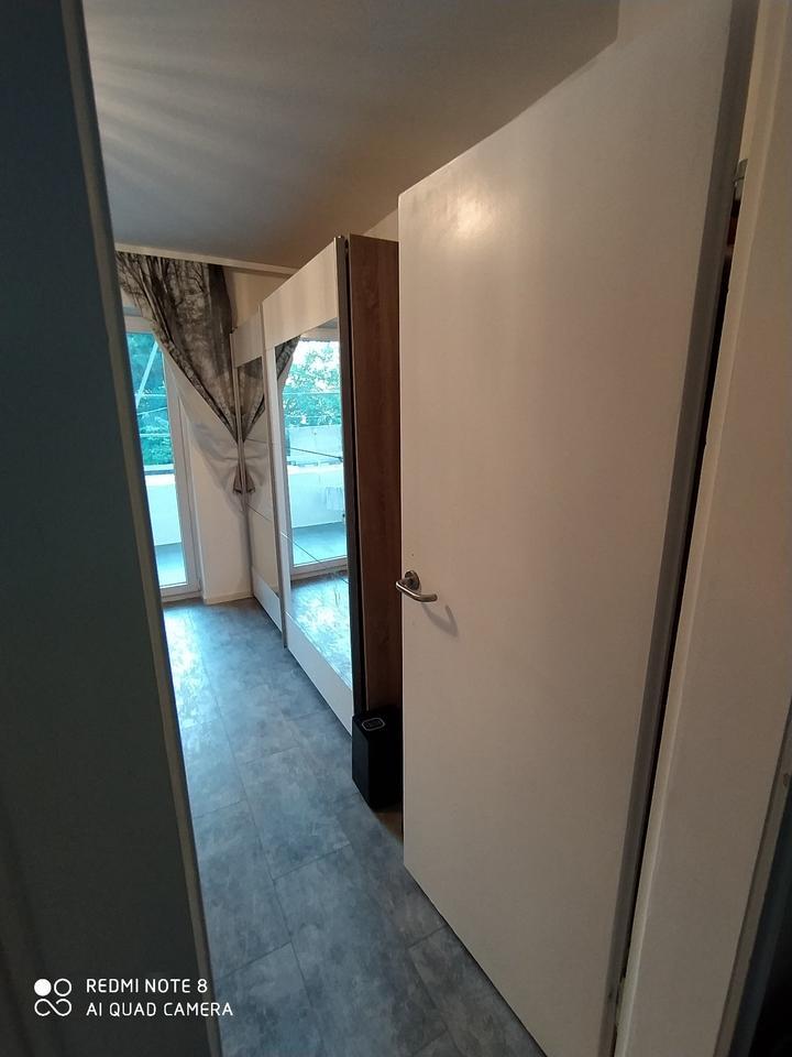Helle Eigentumswohnung mit Balkon