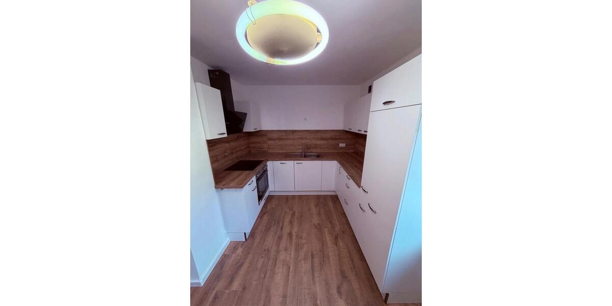 Etagenwohnung Burkardroth - 3 Zimmer, 79 m&sup2;, 680&euro; | Angebot:26677232