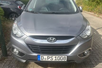 Hyundai ix35 108.000 km 12.599 &euro; Düsseldorf 40231