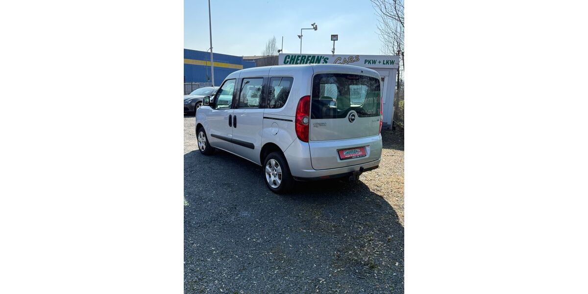 Opel Combo 118.000 km 7.300 &euro; Göttingen 37079