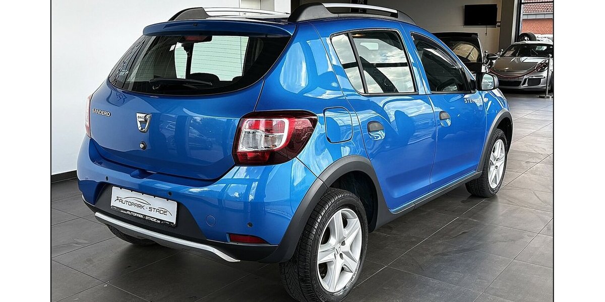 Dacia Sandero II 0.9 TCe 90eco Stepway Navi PDC Tempo 159.000 km 4.999 &euro; Stade 21682