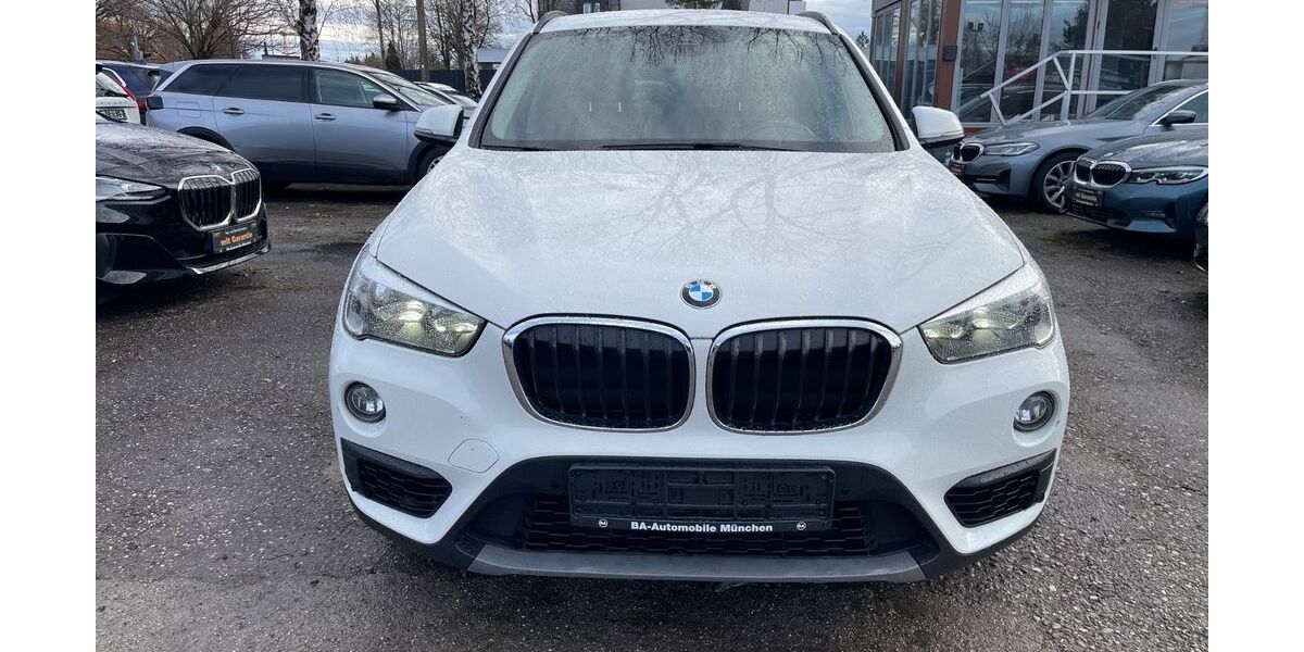BMW X1 180.000 km 12.950 &euro; München 81243
