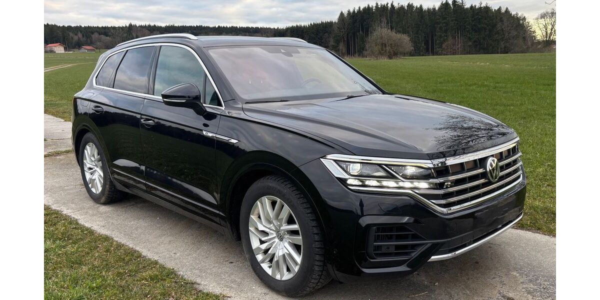 VW Touareg 85.000 km 47.700 &euro; Stöttwang 87677