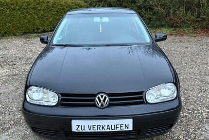 VW Golf 243.000 km 1.990 € Erbach 89155