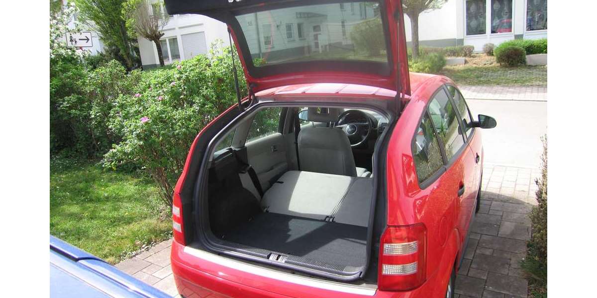 Audi A2 253.678 km 3.558 &euro; Eningen unter Achalm 72800