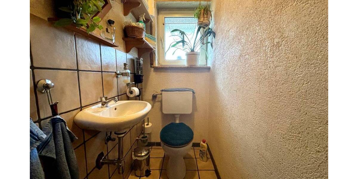 Mehrfamilienhaus, Wohnhaus Wetter Oberrosphe - 7 Zimmer, 168 m&sup2;, 257.000&euro; | Angebot:23948283