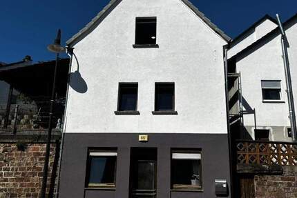 +++Modernisiertes, gemütliches Einfamilienhaus mit Terrassen im Ortszentrum+++ 5 zimmer