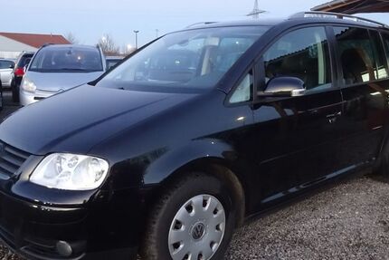 VW Touran 225.132 km 2.200 &euro; Dresden 01219