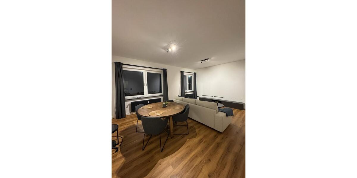 Etagenwohnung Emden - 2 Zimmer, 72 m&sup2;, 940&euro; | Angebot:26414954