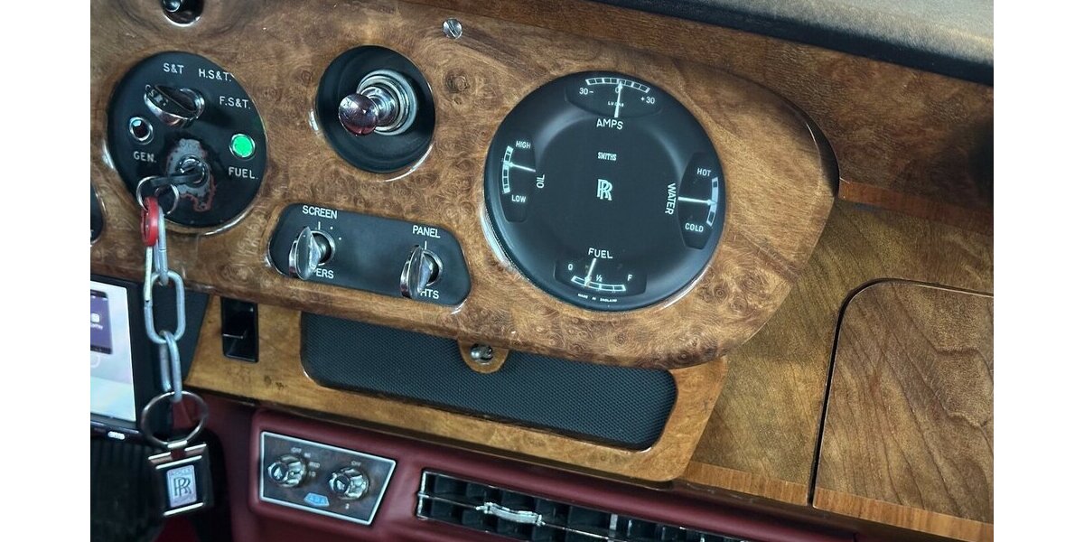 Rolls Royce Silver Cloud III 6.2 |Schwarz-Rot|Classic Data 2| 112.506 km 49.999 € Mainz-Kostheim 55246