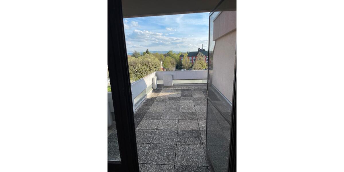 Terrassenwohnung Kirchheim unter Teck - 2 Zimmer, 84 m&sup2;, 1.220&euro; | Angebot:26329407