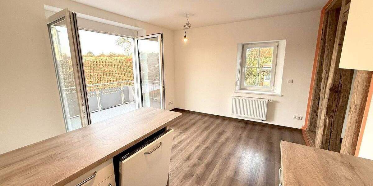 Etagenwohnung Ellingen - 4 Zimmer, 140 m&sup2;, 1.470&euro; | Angebot:24391668