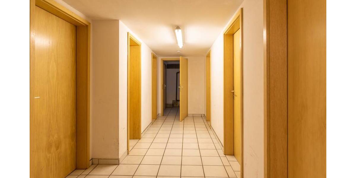 Etagenwohnung Völklingen Stadtmitte - 2 Zimmer, 59 m&sup2;, 99.000&euro; | Angebot:25899686