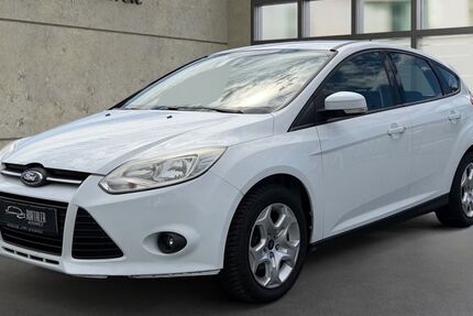 Ford Focus 77.000 km 6.499 &euro; Jülich 52428