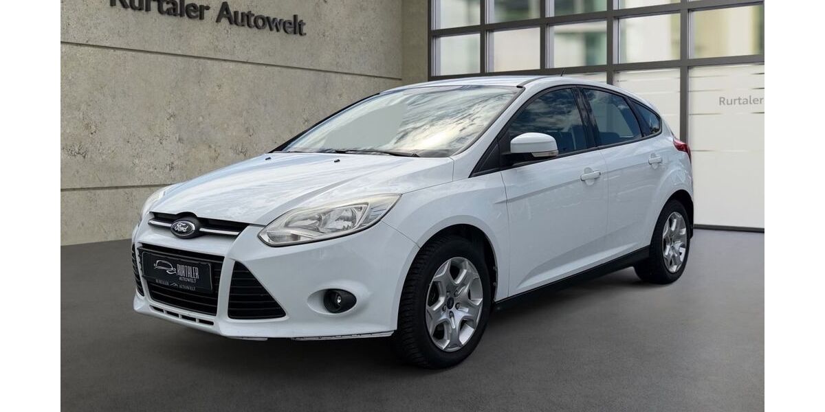 Ford Focus 77.000 km 6.499 &euro; Jülich 52428