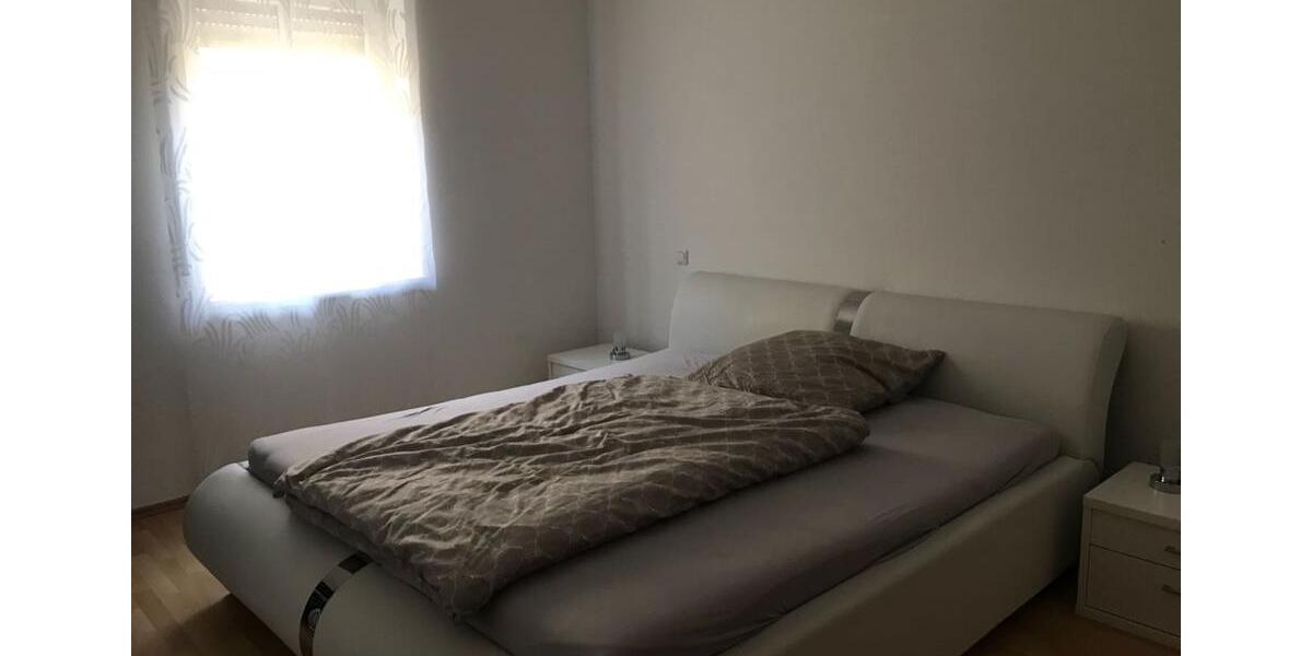 Terrassenwohnung Ergoldsbach Langenhettenbach - 4 Zimmer, 116 m&sup2;, 1.020&euro; | Angebot:26398513