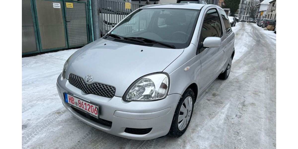 Toyota Yaris 152.300 km 1.640 &euro; Bremen 28215