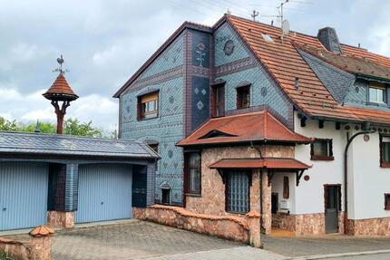 Haus Ottweiler - 8 Zimmer, 210 m&sup2;, 280.000&euro; | Angebot:27010138
