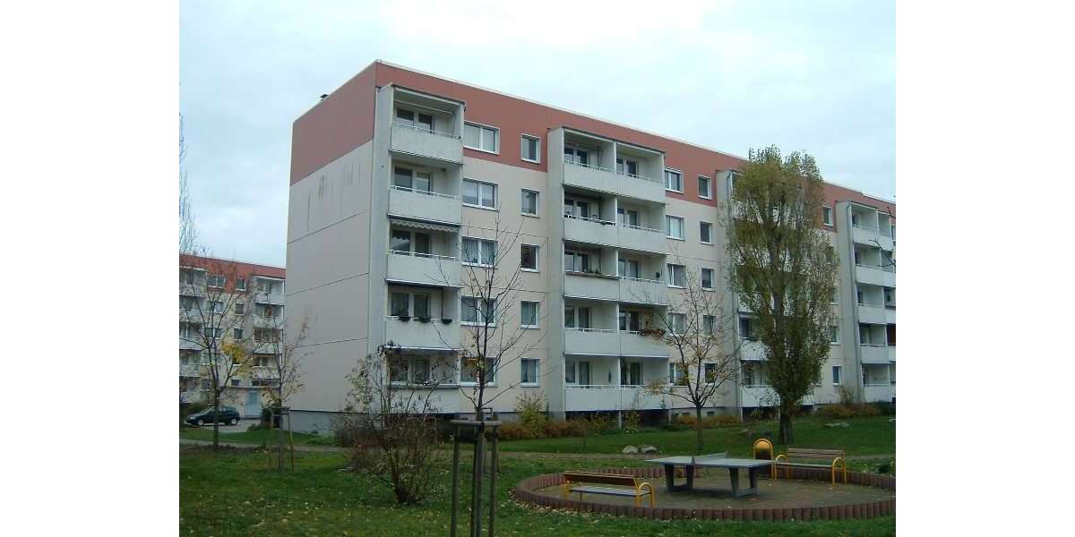 Wohnung zum Mieten in Finsterwalde 357,63 € 58.78 m² 2.5 zimmer