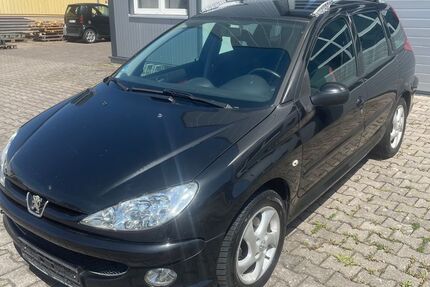 Peugeot 206 147.000 km 2.850 &euro; Bruchsal 76646