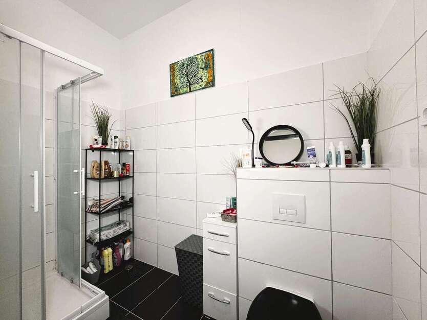 Attraktive vermietete 1,5 Zimmer, Eigentumswohnung mit Garten in Top-Zustand in HammHerringen 1.5 zimmer