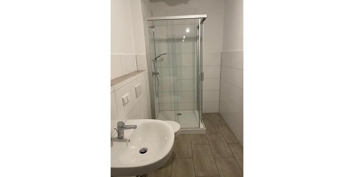 Erdgeschoßwohnung Apolda - 3 Zimmer, 72 m&sup2;, 550&euro; | Angebot:26413441