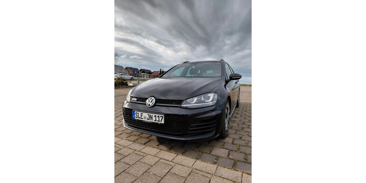 VW Golf 129.500 km 15.900 &euro; Euskirchen 53881