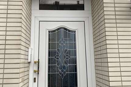 Wohnung zum Mieten in Krefeld 1.200 € 135 m² 4 zimmer