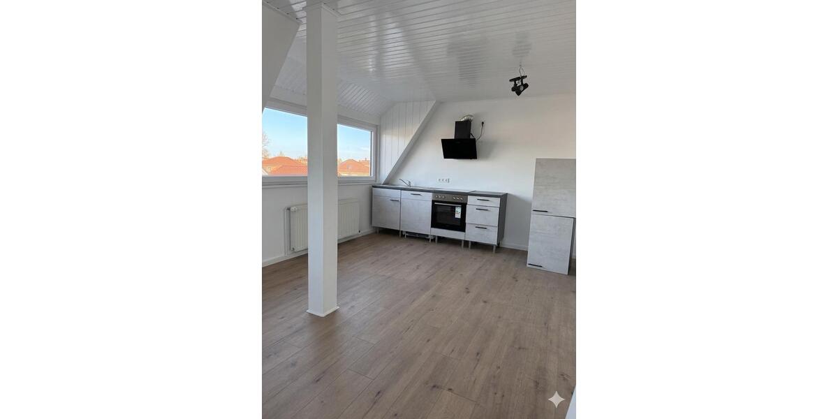 Dachgeschoßwohnung Achim - 3 Zimmer, 100 m&sup2;, 1.100&euro; | Angebot:26375695