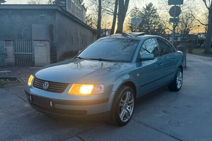 VW Passat 187.856 km 1.599 &euro; Berlin 12347