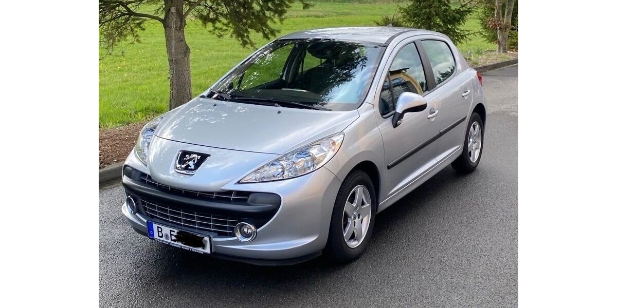 Peugeot 207 94.896 km 2.750 &euro; Berlin 12249