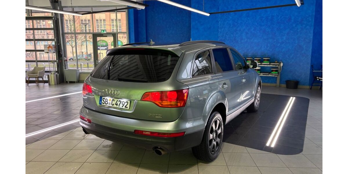Audi Q7 248.000 km 7.900 &euro; Saarbrücken 66123