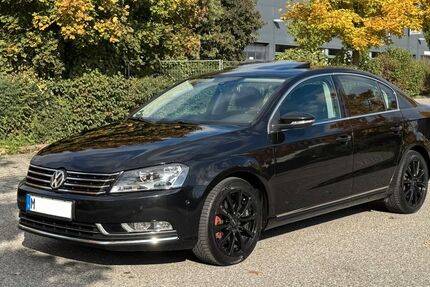 VW Passat 277.000 km 8.900 € München 81477