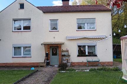 Haus Marktredwitz - 6 Zimmer, 130 m&sup2;, 220.000&euro; | Angebot:26407408