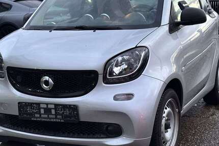 Smart forTwo 33.830 km 8.990 &euro; Köln 51105
