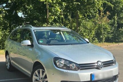 VW Golf 115.000 km 9.300 &euro; Ahlen 59229